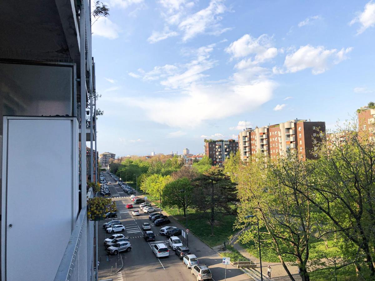 Accogliente Camera A Milano מראה חיצוני תמונה